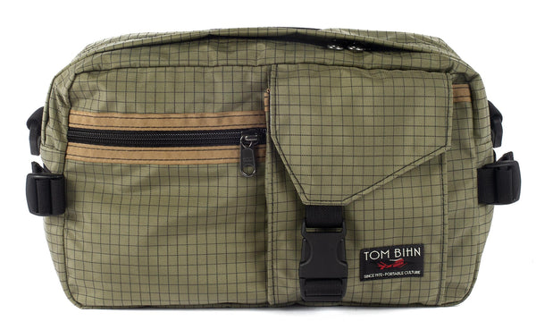 The LGD in Taiga/Coyote/Northwest Sky. Front view of the bag.